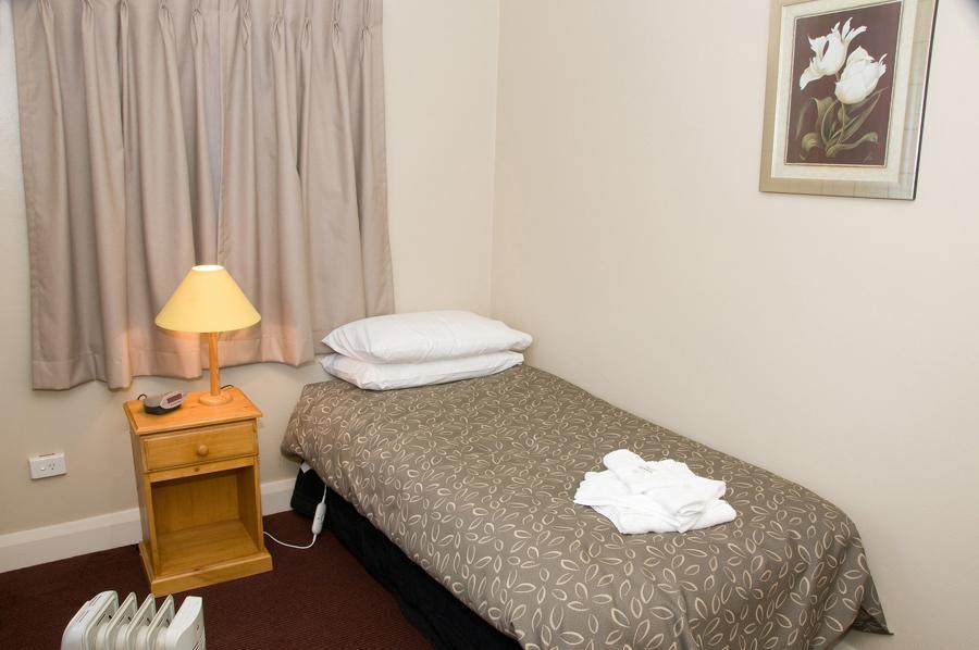 The Alpine Hotel Cooma Habitación foto